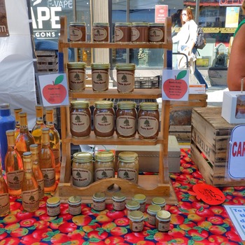 jar stand